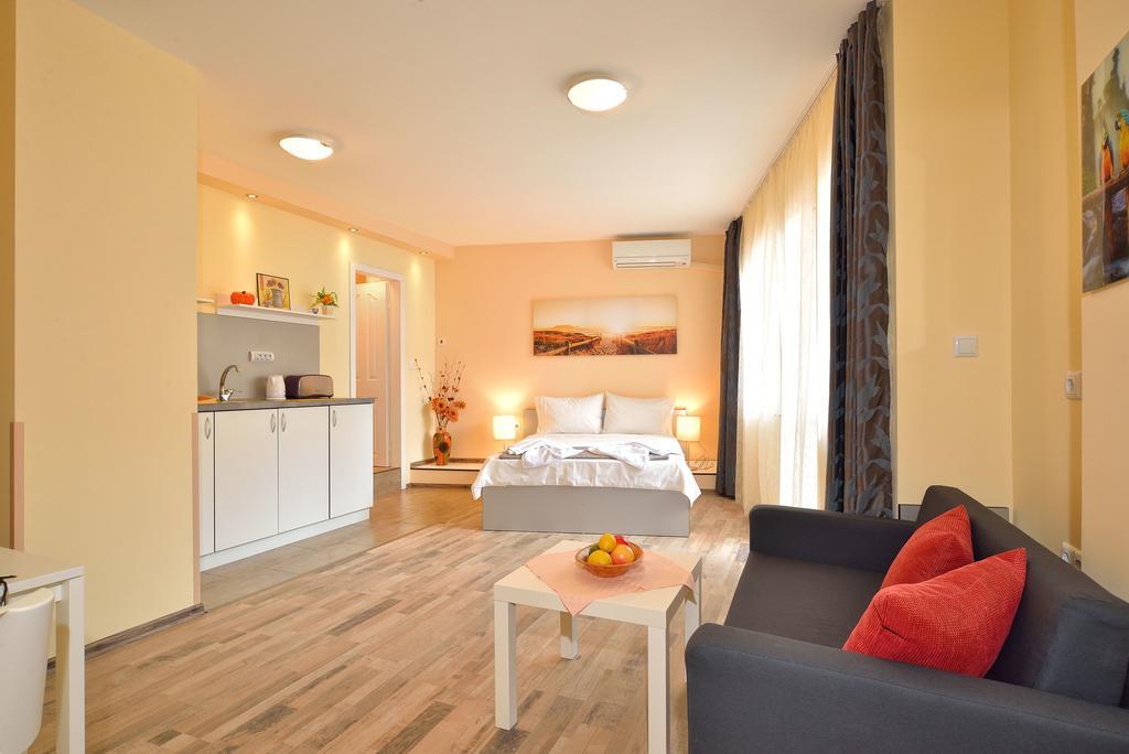 Central Studio #3 Burgas Exterior foto